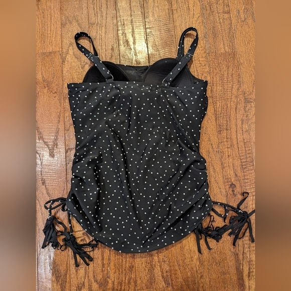 Miraclesuit tankini with Bust & Tummy Control, Size Small - Picture 8 of 8